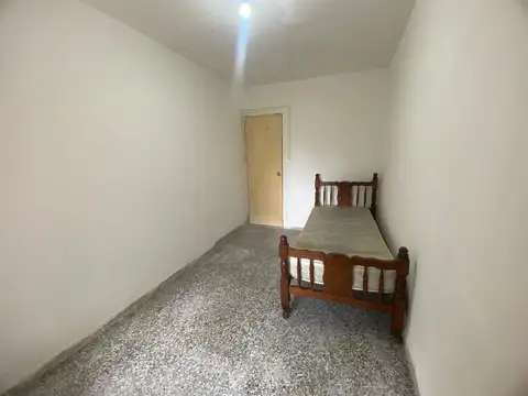 Casa 2 ambientes con 1 baño