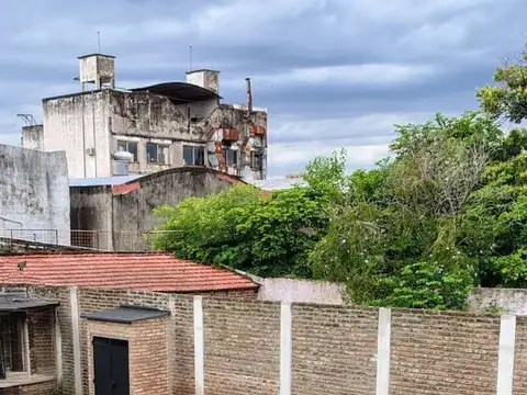 VENTA CASA 6 AMBIENTES CASEROS IDEAL MULTIFAMILIAR