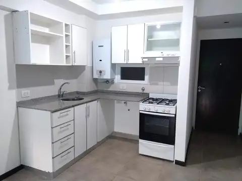 Monoambiente con patio