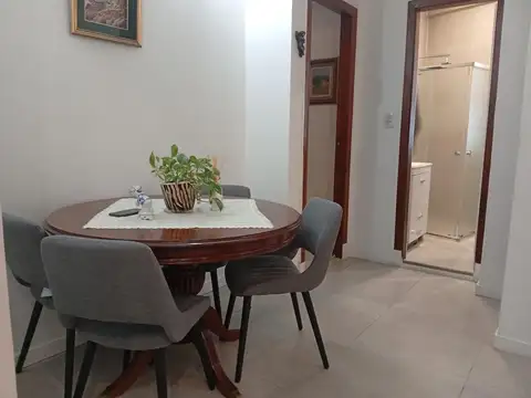Depto Tipo Casa en Venta 8 años