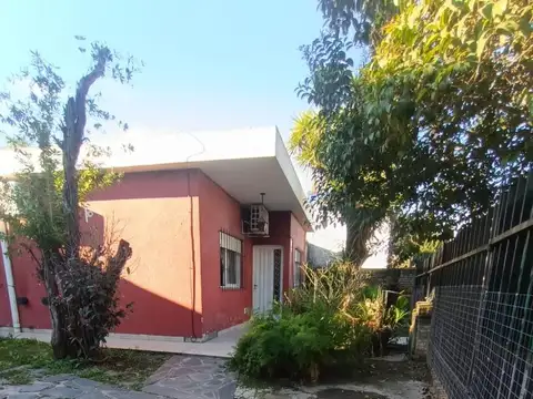 Casa en Venta en Paso del Rey, USD 59.000
