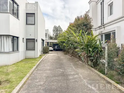 Casa en venta en Boulevares, Mar del Plata Golf Club 3351
