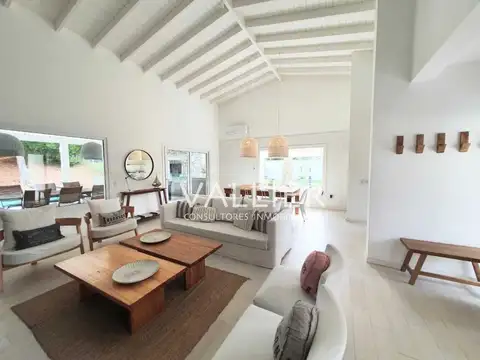 Casa  en Alq. Temporario en Costa Esmeralda, Costa Atlántica, Buenos Aires