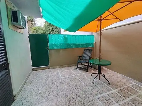 Depto Tipo Casa en Venta 76 años