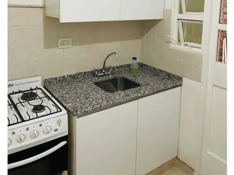 Departamento un dormitorio con Patio en alquiler - zona centro