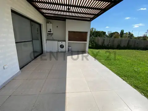 Casa en Venta en Pilar del Este - San Ramon, USD 153.000