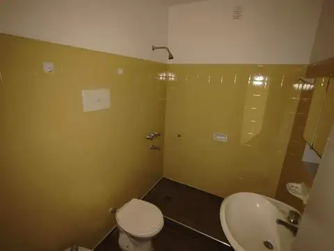 Departamento en Alquiler en Republica De La Sexta, $ 350.000