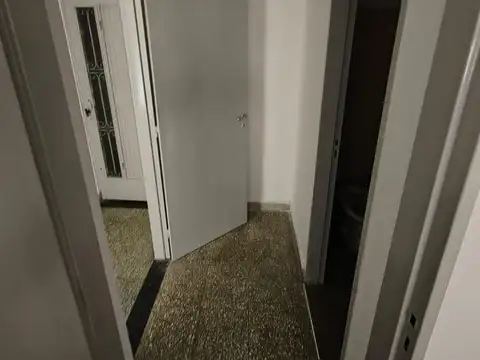 Buenos Aires 2500, Piso 02