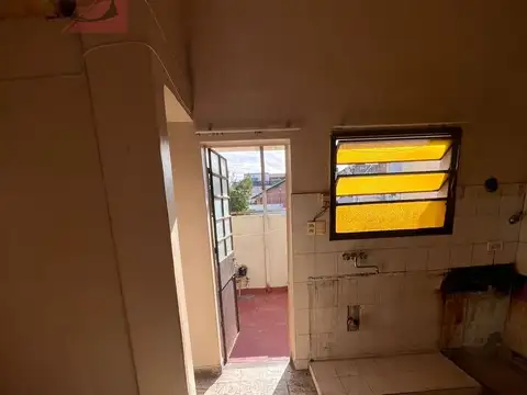 Depto Tipo Casa en Venta en Lanus Oeste, USD 33.000