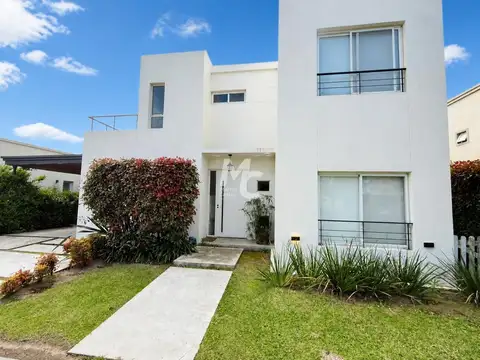 Casa en Alquiler en Pilar del Este - San Eduardo, $ 2.000.000