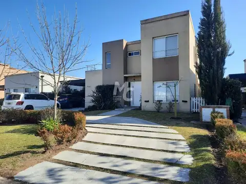 Casa en alquiler en San Eduardo