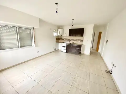Vucetich 2300, Piso PB