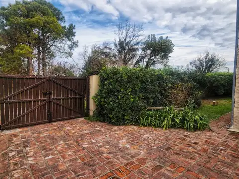 Casa en Venta en Funes, USD 195.000