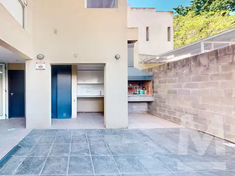 Depto Tipo Casa en Venta en Barrio Norte, USD 160.000