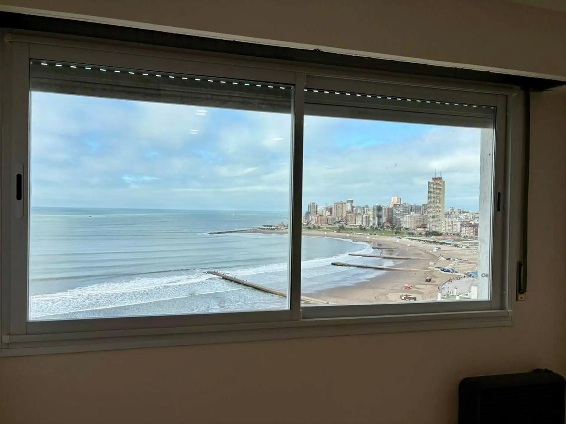 Depto 1 amb, 23m² reciclado con vista al mar — Centro