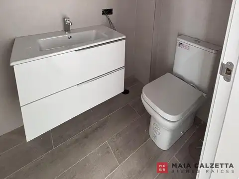 Departamento 4 ambientes con 2 baños