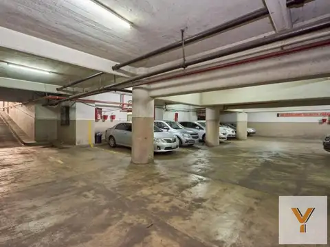 Cochera en venta - 15Mts2 - Tribunales