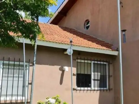 Casa en Venta en Barrio el Cazador, USD 220.000