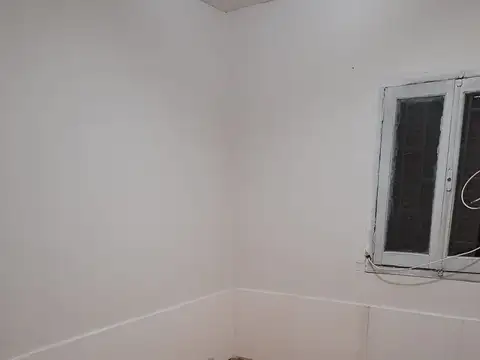 Casa 5 ambientes con 1 baño