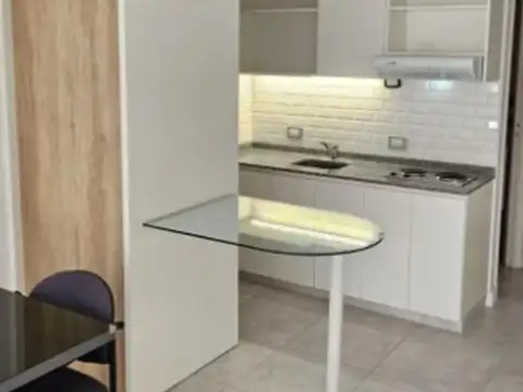 Paraná 800, Piso 10