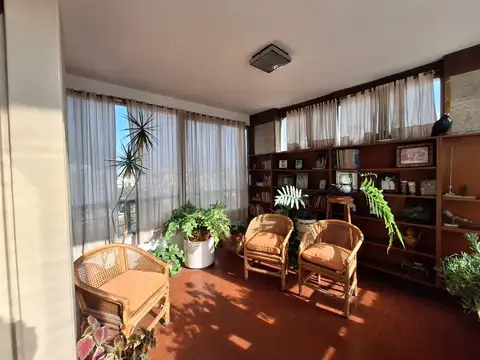 Departamento 4 ambientes con 2 baños