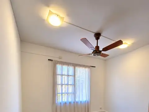 TRIUNVIRATO 3300, Piso P.B.