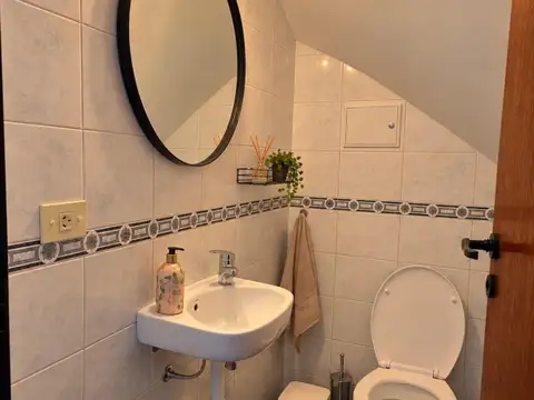 Casa en Alquiler con 1 cochera