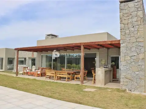 CASAS - CASA - MANANTIALES