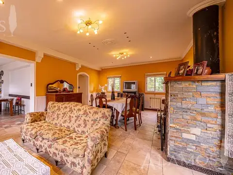 VENTA CASA 5 AMBIENTES EN FRANCISCO ÁLVAREZ  – APTO CRÉDITO
