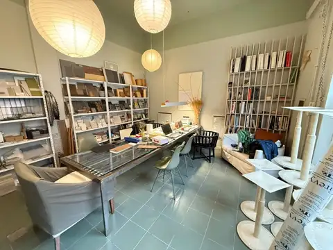 Hermoso local en barrio Los Andes!!