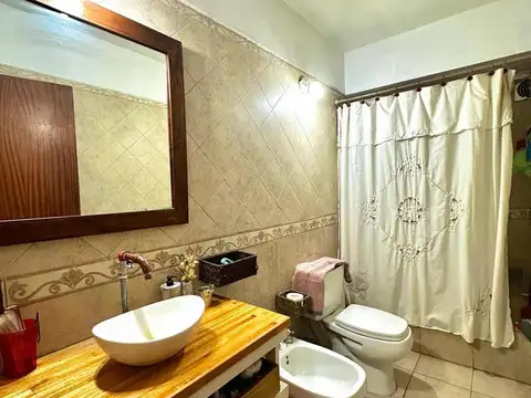 Casa De 6 Ambientes Apta A Crédito