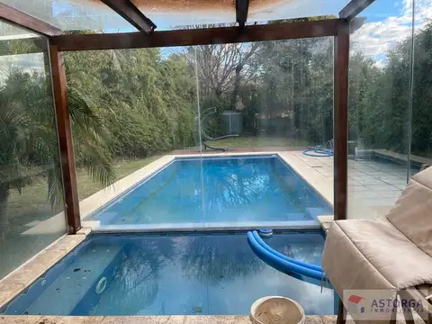 Excelente casa muy luminosa en San Carlos C.C