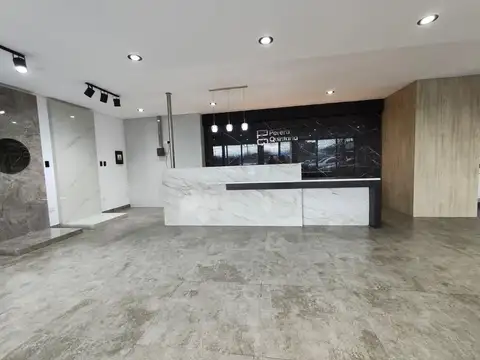 EN VENTA LOCAL EL SITIO CIRCUNVALACION OESTE