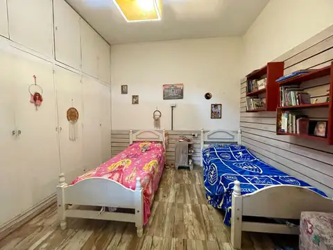 Venta casa 4 ambientes en Villa Luzuriaga