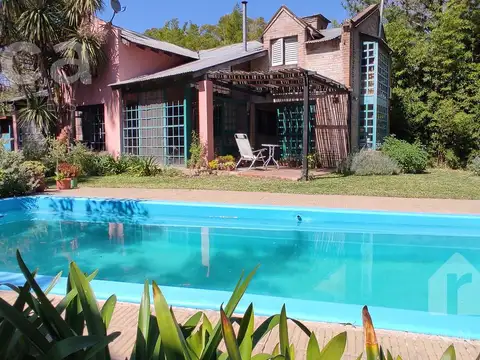 ALQ VERANO y VENTA  | Pintoresca Casa con bello Jardin y Pileta en La Bota, Benavidez