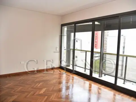 Departamento 8 ambientes con 5 baños