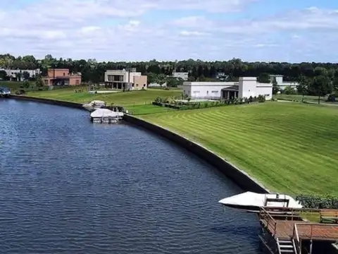 Terreno en Venta en El Cazal, USD 50.000