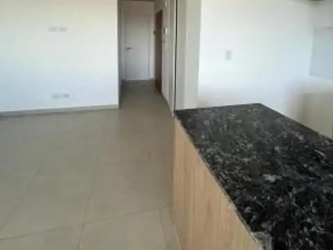 Departamento en Alquiler en Moron Sur, $ 600.000