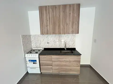 Departamento en Alquiler en Santos Lugares, $ 600.000