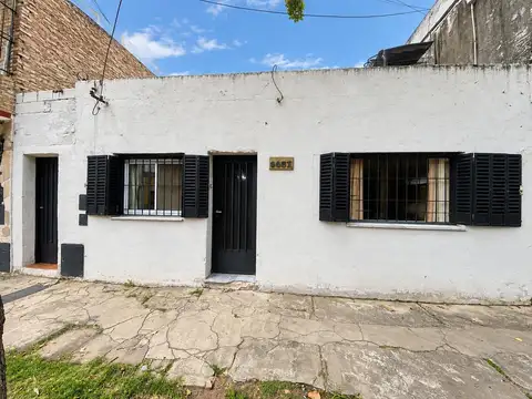 VENTA | CASA DE 3 DORMITORIOS CON AMPLIO JARDÍN–B. BELGRANO