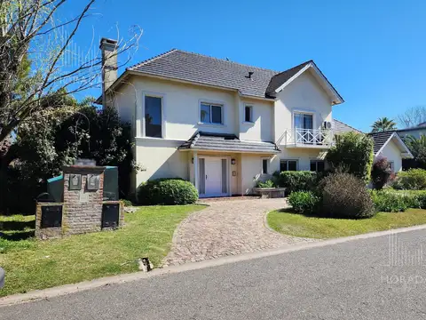Casa en Venta al Noreste