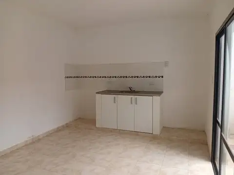 CALLE 39 GREGORIA MATORRAS DE SAN MARTIN 900, Piso 1