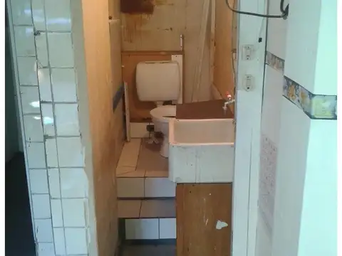 Local en Alquiler en Parque Centenario, $ 1.000.000