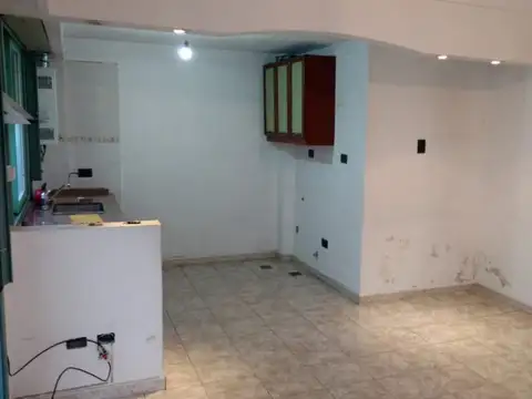 General Bartolomé Mitre 2400, Piso 2