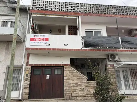 PH de 3 Ambientes con Balcon y Patio - Excelente estado