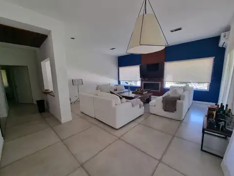 Venta Casa, B. Los Abedules, P.Nogues, Zona Norte
