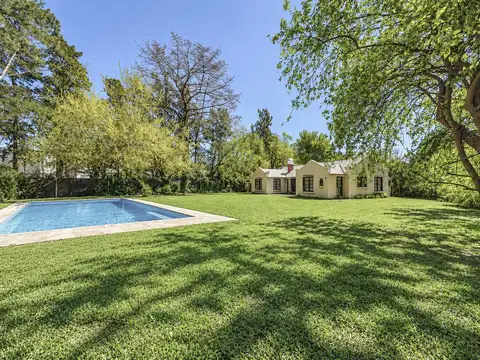 VENTA CASA PILAR 4 AMBIENTES EN EL ZORZAL CON PILETA
