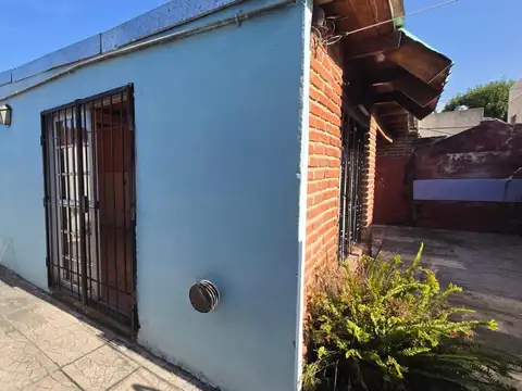 Casa PH aIquiler 2 ambientes Ituzaingo Norte