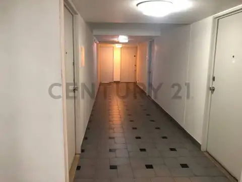 Florida 6700, Piso 0