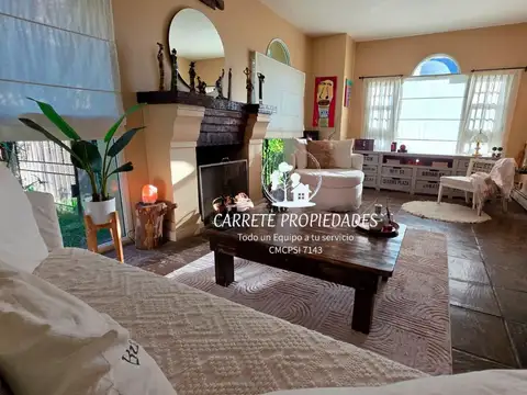 Casa 5 ambientes con 3 baños